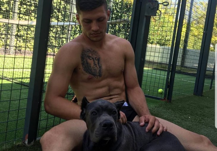 „JEDVA JE OSTAO ŽIV…“: Luka Jović doživio nevjerovatnu nesreću kod kuće, čelnici Reala u šoku, ovo je kraj njegove priče u Madridu…