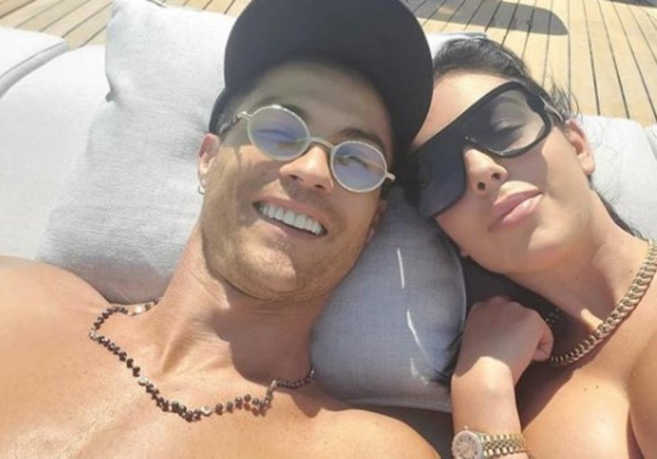 ZBOG OVE FOTOGRAFIJE MORAO JE REAGOVATI I SAM RONALDO: Cristijanova vjerenica uzdrmala internet svojom objavom