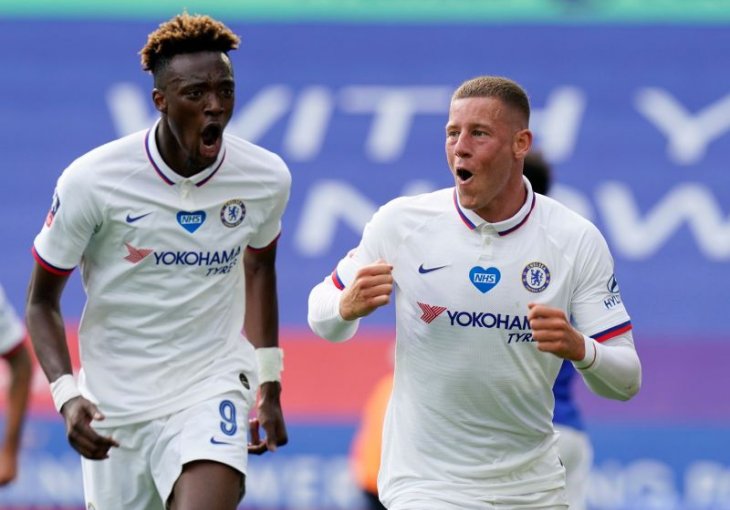 Ross Barkley odveo Chelsea u polufinale FA kupa
