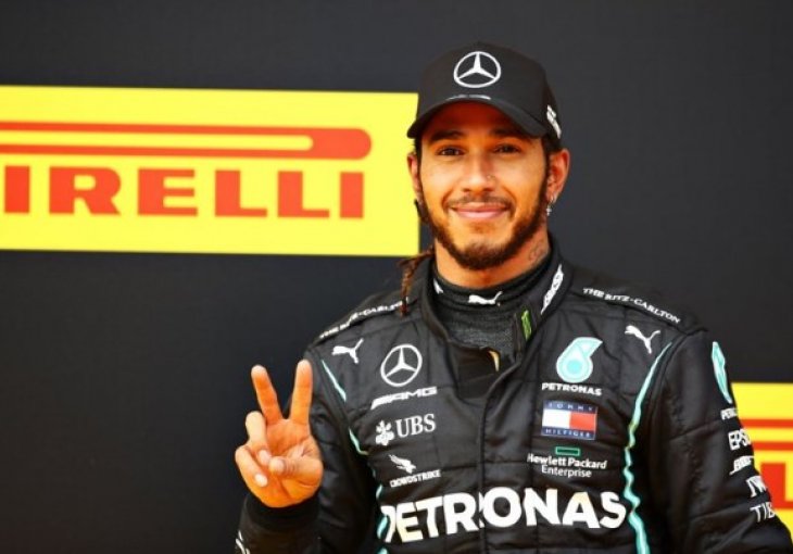 Lewis Hamilton ostaje u Mercedesu