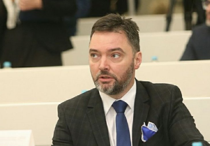 ZVANIČNO Staša Košarac podnio ostavku!