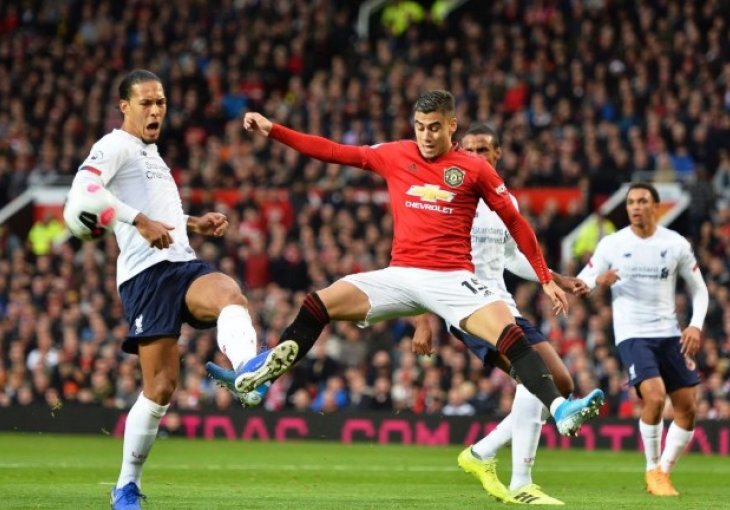 Fudbaler Manchester Uniteda osuo paljbu po Van Dijku