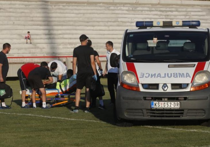 UŽASNE VIJESTI, SLOMIO JE NOGU: Marković se nakon gola sudario sa golmanom - završio u bolnici (FOTO)