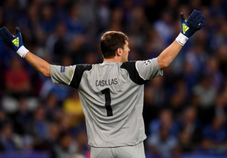 ZVANIČNO: Casillas završio karijeru