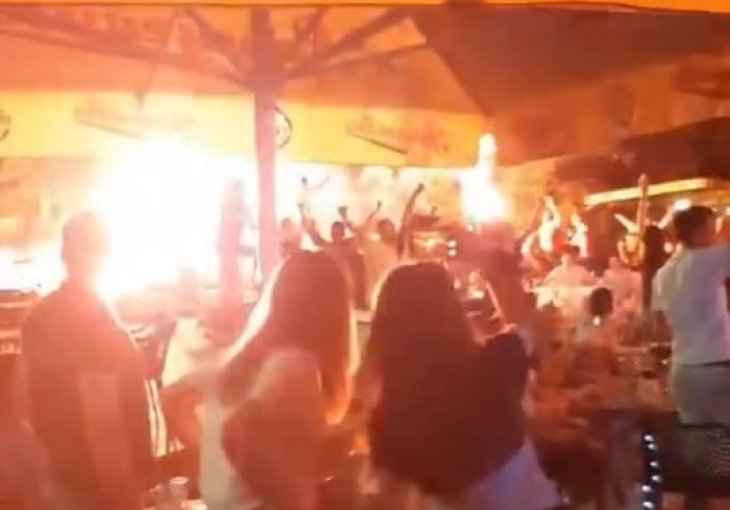 Rođeni na ulicama Mostara slavili cijelu noć