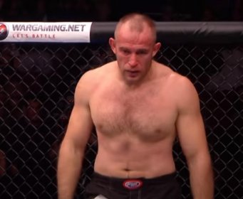 KAD OVAJ RUS DOHVATI RIVALA ON NEMA ŠANSE: Kraljevski udav majstora kombat samba je strah i trepet za sve borce (VIDEO)