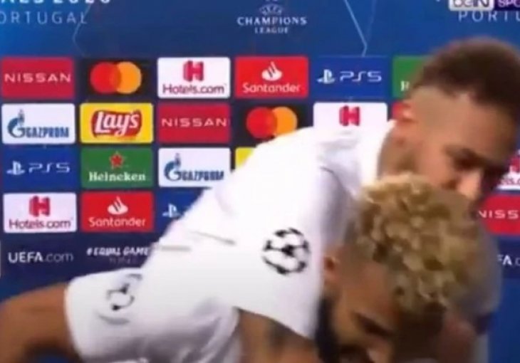 NEJMAR ODGOVORIO KRITIČARIMA KOJI GOVORE DA JE UOBRAŽEN Brazilac prekinuo saigrača dok je davao izjavu i uradio nešto O ČEMU SVI GOVORE (VIDEO)