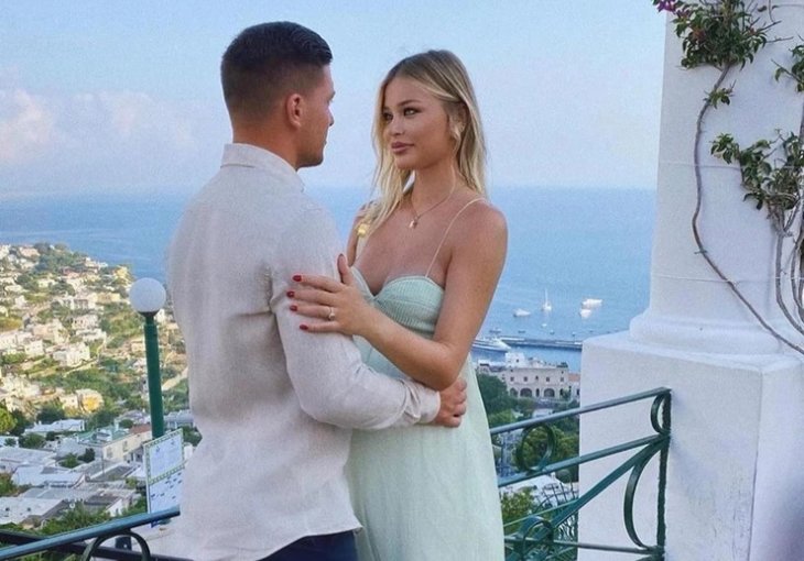 CIJELI SVIJET PRIČA O OVOME, ŽENI SE IGRAČ REALA IZ BIJELJINE! Fudbaler kleknuo pred manekenkom, i izvadio prsten - a oko njih NEVJEROVATNA scena /FOTO/