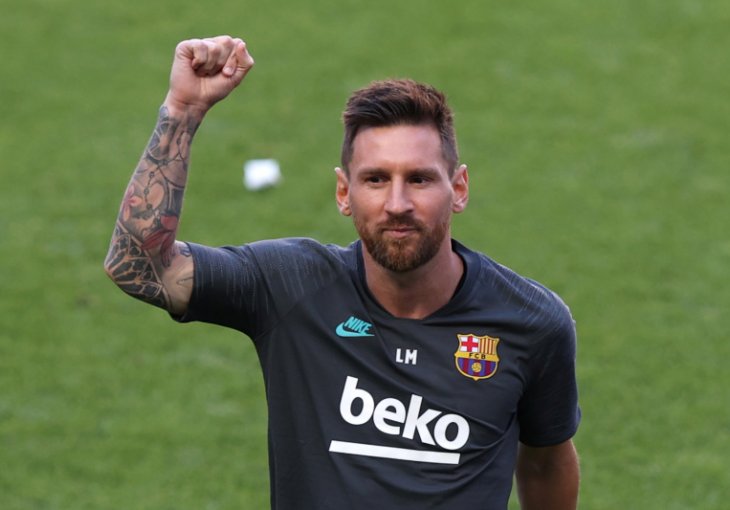 NAVIJAČI BARSELONE MOGU DA SLAVE, OGLASIO SE ON: Lionel Messi ostaje!