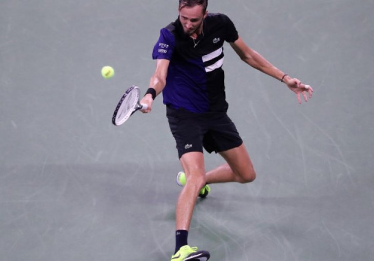Medvedev i Thiem bez problema, ispali Dimitrov i Raonić