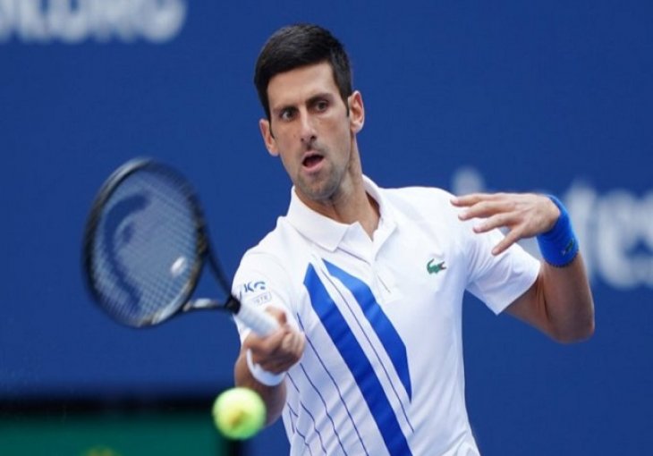 SAD SU PREŠLI SVAKU GRANICU: Ovo je najbolesniji napad do sad, zbog Jeleninog tvita Švajcarci tvrde da je Novak mentalno nestabilan?!