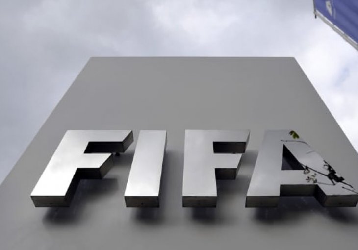  FIFA U VELIKOM MINUSU: Evo koliki je GUBITAK fudbala zbog pandemije DA LI JE OVO REALNO? 