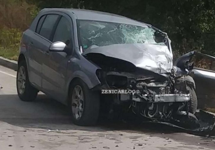 Bivši fudbaler Željezničara teško povrijeđen u saobraćajnoj nesreći u Zenici