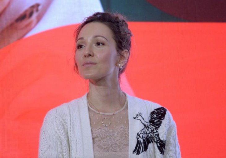 JELENA ĐOKOVIĆ JE PRAVA DOMAĆICA, OBJAVILA SNIMAK IZ KUHINJE, EVO ŠTA PRAVI: Svi na Balkanu vole OVO