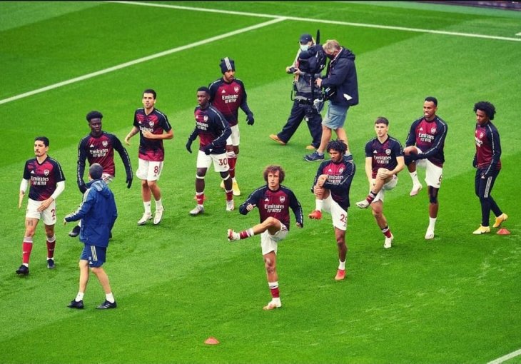 PREGOVORI O RASKIDU UGOVORA, Arsenal više ne želi ovog igrača u svojim redovima!