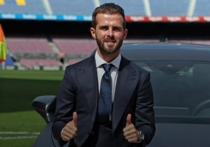 KAKVA MAŠINA Miralem Pjanić dobio od kluba novi automobil