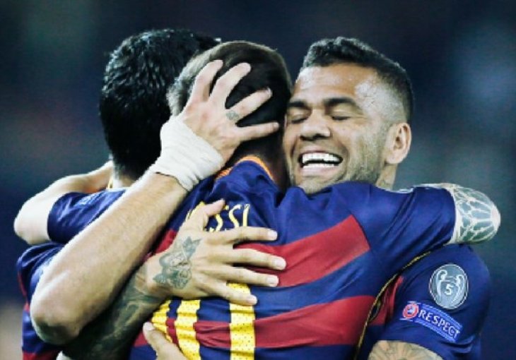 Alves beku Barcelone: Dodaj Messiju