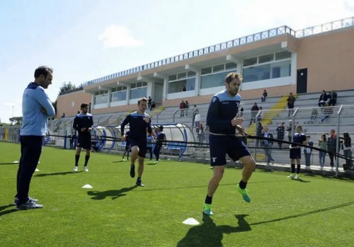 SKANDAL U ITALIJI, POLICIJA UPALA NA TRENING LAZIA: Sumnjaju na OVO, UŽAS 