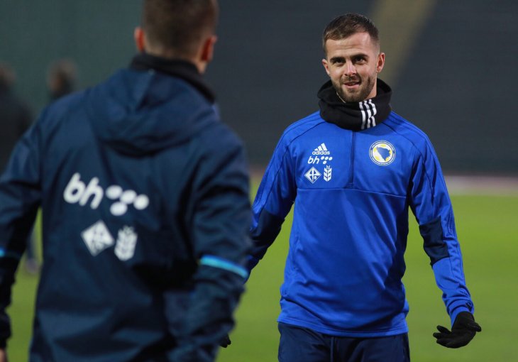Zmajevi stigli na stadion 