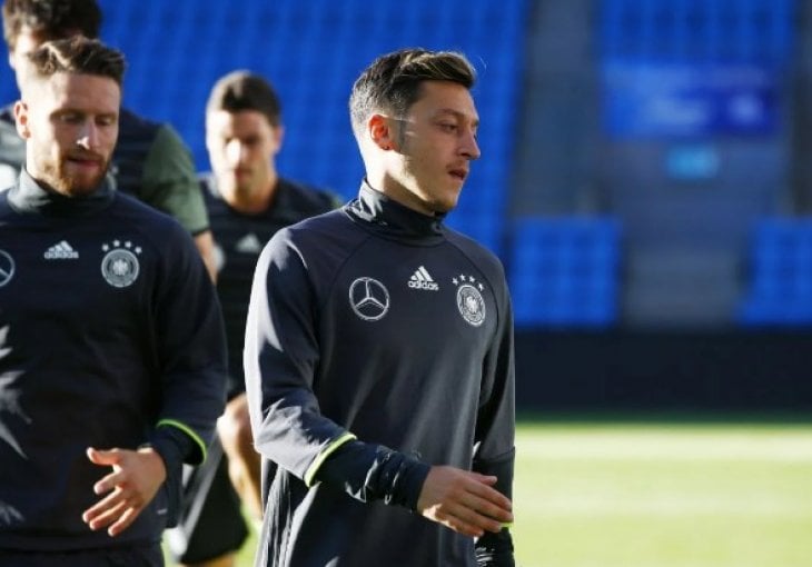 Oglasio se  Mesut Ozil nakon poraza Njemačke 