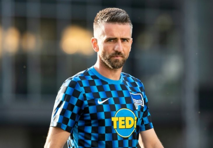 Schalke KAZNIO Vedada Ibiševića zbog sukoba sa pomoćnim trenerom EVO KOJU ODLUKU SU DONIJELI
