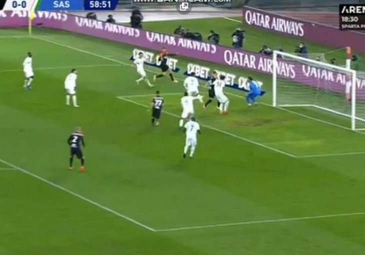 Dijamant zaista nije imao sreće: Pogledajte dvije kolosalne šanse koje je danas propustio Džeko