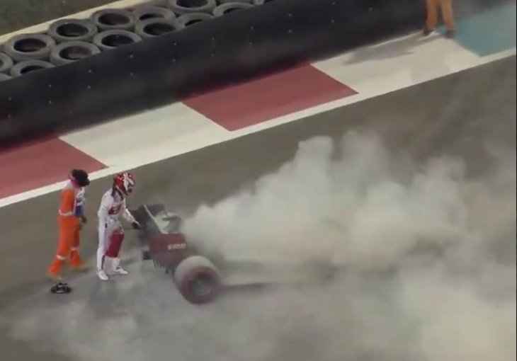 NOVI HAOS U FORMULI 1: Raikonenu se zapalio bolid, sam ga GASIO! (VIDEO)