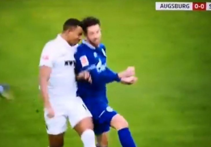 OGLASIO SE FUDBALER ŠALKEA IZ BOLNICE POSLIJE JEZIVOG SUDARA GLAVAMA