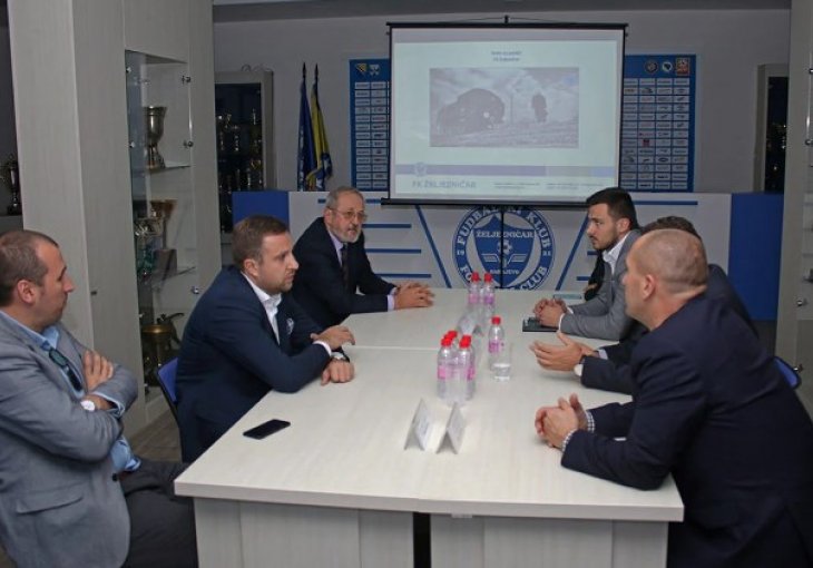 Džihanić podnio ostavku: Tvrdi da ga je verbalno napao Amar Osim