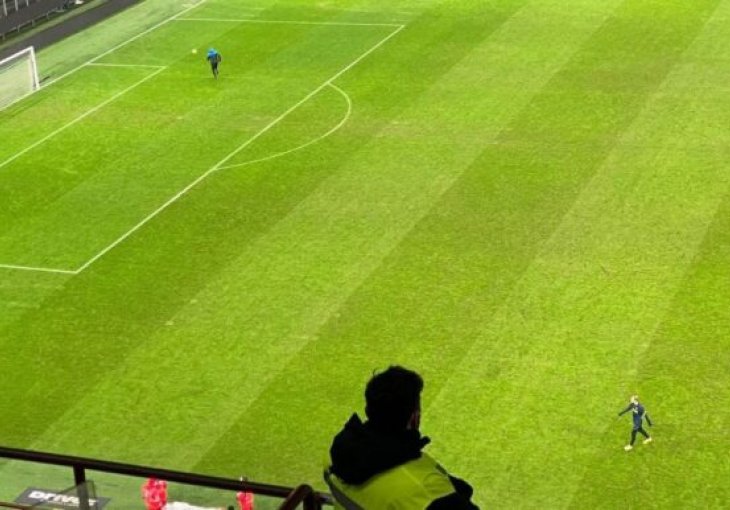 Prije 365 dana bio je jedna od najvećih zvijezda: Danas na stadionu može igrati samo kada svi odu u svlačionicu…