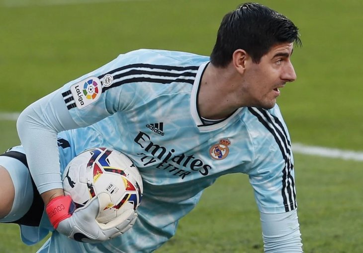 COURTOIS BIJESAN ZBOG PENALA, OVO JE NEPRAVDA: Pogledajte šta se desilo (VIDEO)