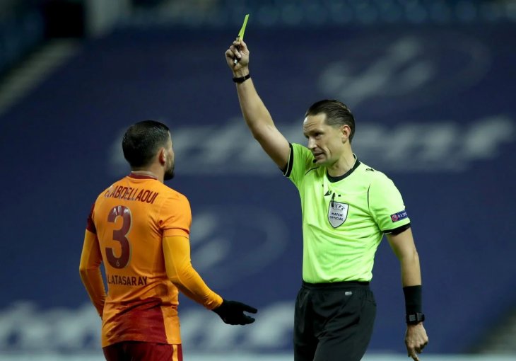 Nogometaš Galatasarayja je preživio, ali karijera je upitna: Uništio vid, oglasi se dopredsjednik Galate