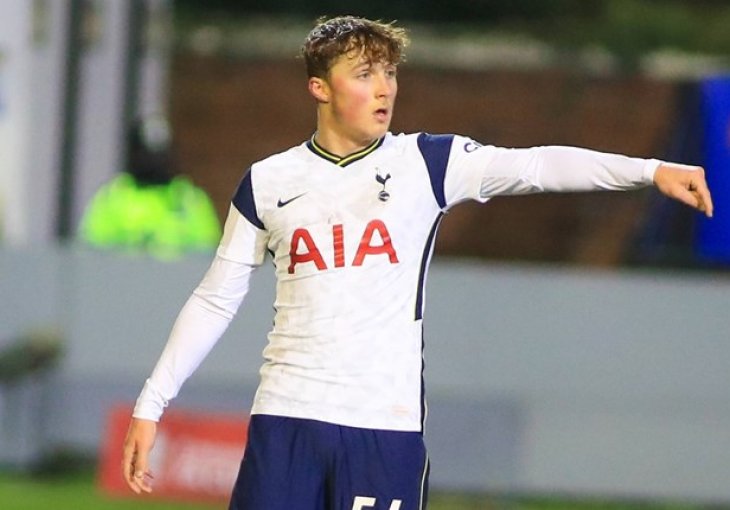 Tottenham dobio najmlađeg igrača i strijelca u povijesti kluba