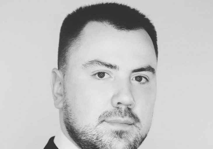 BIVŠI VESLAČ ZVEZDE PREMINUO OD KORONE: Ostavio dvoje male djece, rođenje trećeg nije dočekao