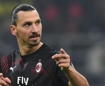 ZLATAN S ONOG SVJETA: Ibrahimović je sinoć postigao dva gola, ali nogometni svijet bruji o ovom spektakularnom potezu velikog majstora