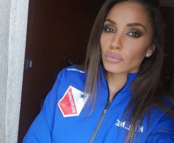 FOTKE S PLAŽE NIKOG NE OSTAVLJAJU RAVNODUŠNIM Ovako se najprovokativnija žena srpskog fudbala sprema za superligaško proljeće