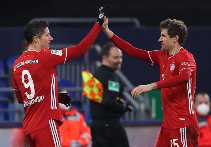 MILER ODUŠEVLJEN LUKOM JOVIĆEM, POSLAO MU JAU PORUKU - FUDBALSKI SVIJET NA NOGAMA: Svanulo mu!