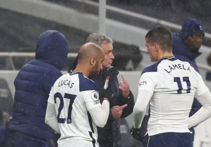 Mourinho sinoć vratio Balea sa zagrijavanja na klupu: O NJEGOVOJ REAKCIJI BRUJE SVI, POGLEDAJTE GRIMASU (FOTO)