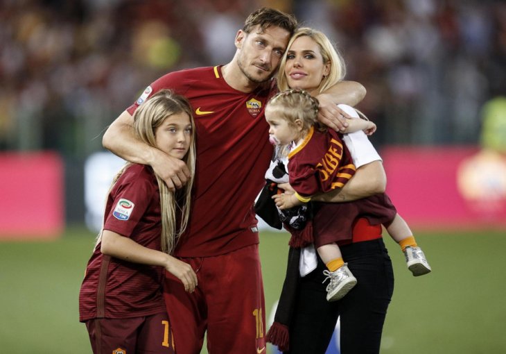 'Moja žena se stalno žali na glavobolju': Totti otkrio kako je poželio da ‘ubije‘ suprugu zbog jednog njenog poteza