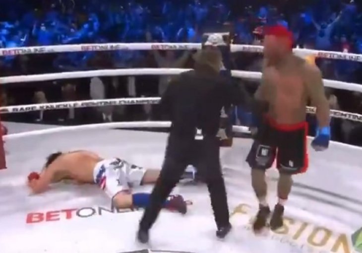 Pogledajte nokaut kojim je legendarni borac zaključio zadnju borbu u karijeri (VIDEO)