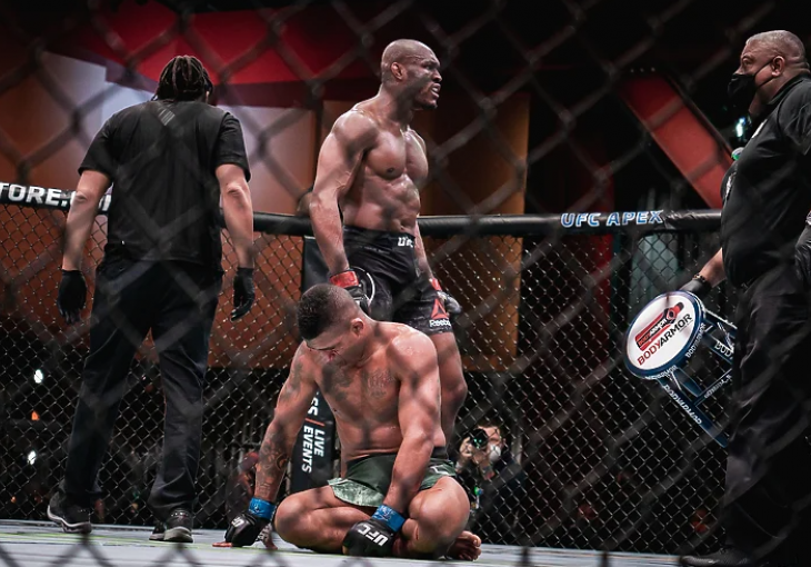 SUDIJA PREKINUO BORBU: Usman sjajnim nokautom odbranio titulu protiv Burnsa i postavio novi UFC rekord