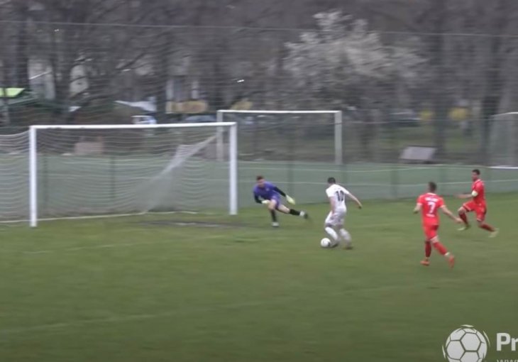 DA NE POVJERUJEŠ - PROMAŠIO PRAZAN GOL IZ NEVIĐENE ŠANSE: Pogledajte ovaj hit snimak iz Srbije