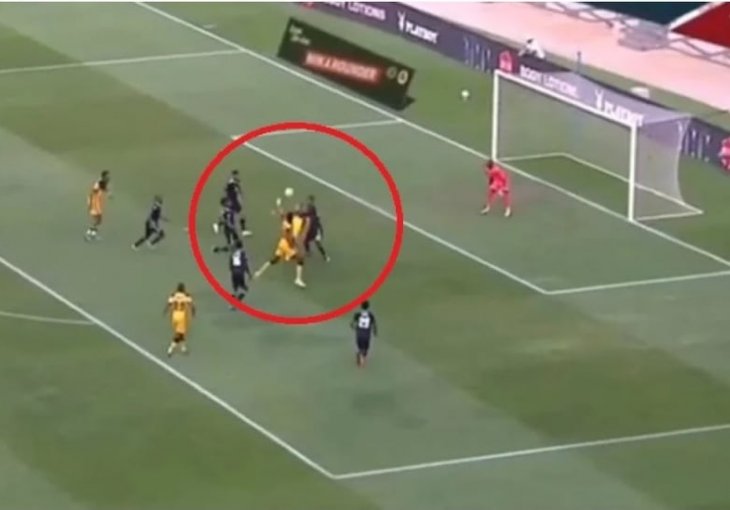 Spektakularan gol škaricama Samira Nurkovića u Južnoj Africi