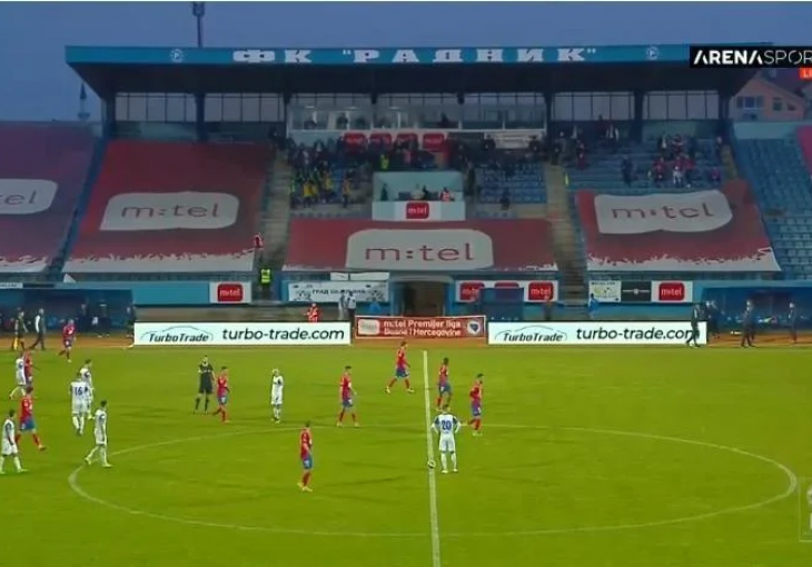 Ludilo na tribinama Gradskog stadiona u Bijeljini, sukobile se delegacije Radnika i Borca