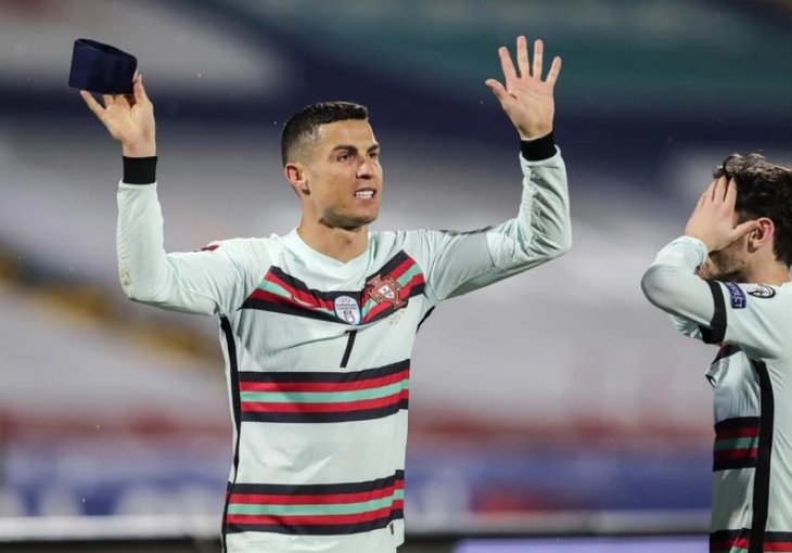 RONALDO BIJESAN KAO RIS! Juventus dobija novog trenera - čovjeka koji je ismijavao Kristijana - NIMALO GA NE PODNOSI