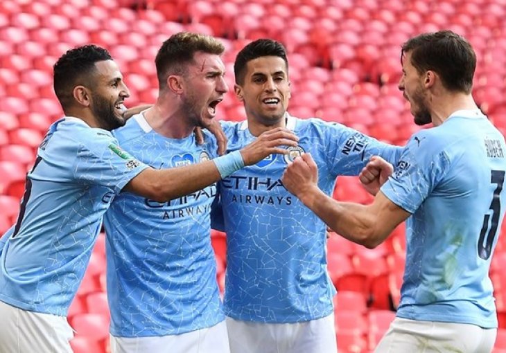 Manchester City je osvojio Liga kup i izjednačio se s Liverpoolom. Guardiola rekorder