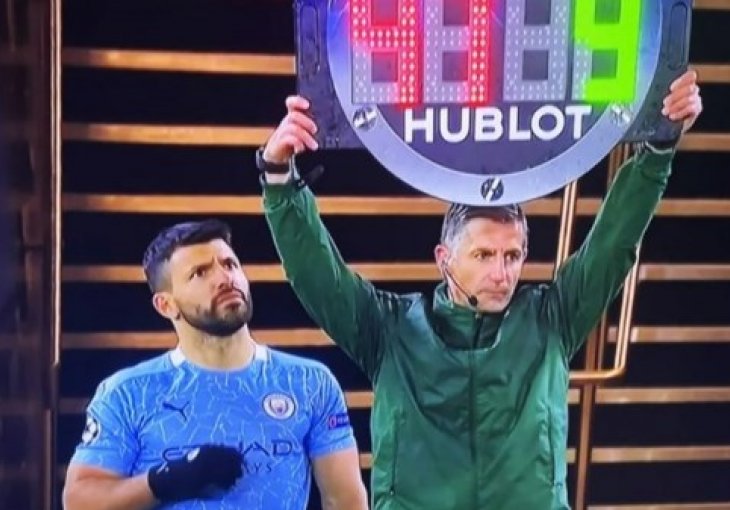 Aguero u čudu gledao semafor, primijetite li nešto neobično? Odmah se obratio sucu, velika greška
