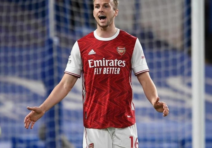 SKORO DESET GODINA POSLIJE: Arsenal proslavlja pobjedu na Stamford Bridgeu