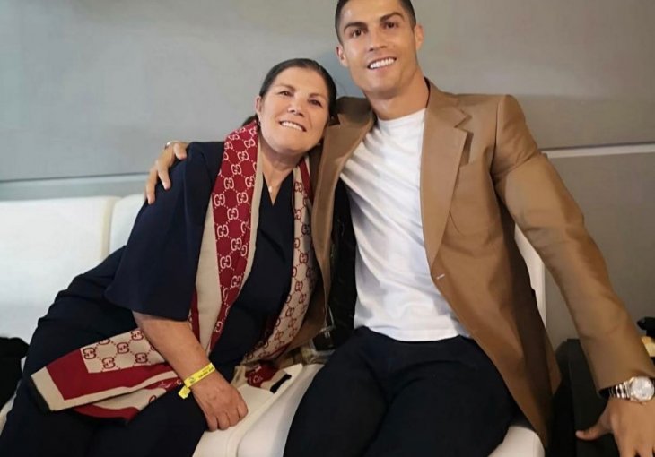 RONALDOVA MAJKA OTKRILA: Želi da njen sin ponovo zaigra za ovaj klub 'UVJERIT ĆU GA DA SE VRATI'