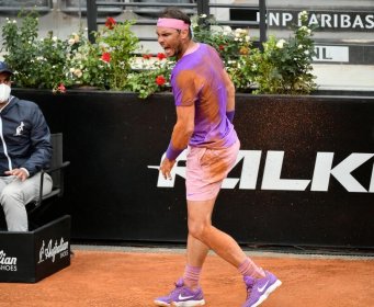 IAKO JE IZGUBIO, OVO JE POTEZ MEČA - NOVAK BACIO RAFU NA ŠLJAKU! ŠPANAC VAN SEBE! Pogledajte kako je Srbin izbacio iz takta velikog rivala